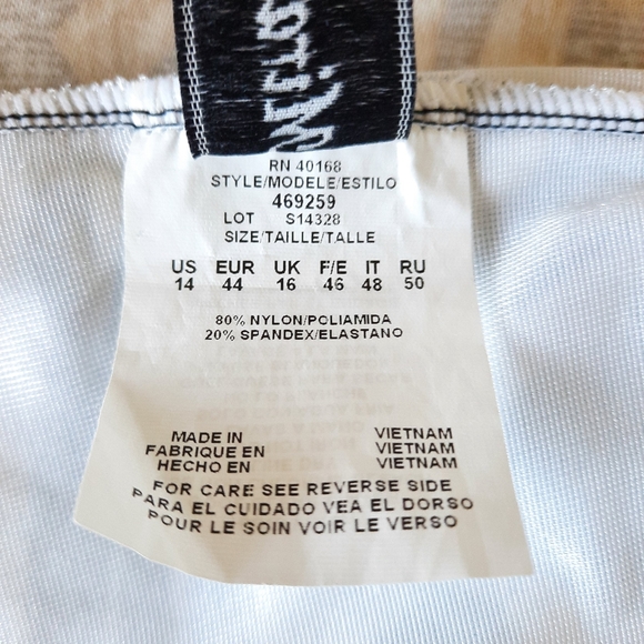 Miraclesuit swim top size 14 - Picture 13 of 14